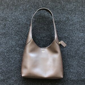 Coach Brooklyn 28 Shoulder Bag-Maple